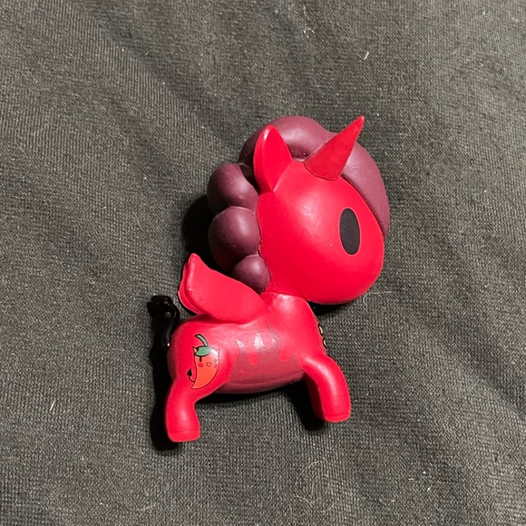 Tokidoki unicorn figure, red pepper - Picture 2 of 2